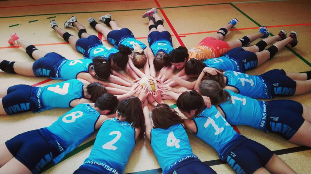 Entrenaments oberts al Poliesportiu de la Creueta del Coll!